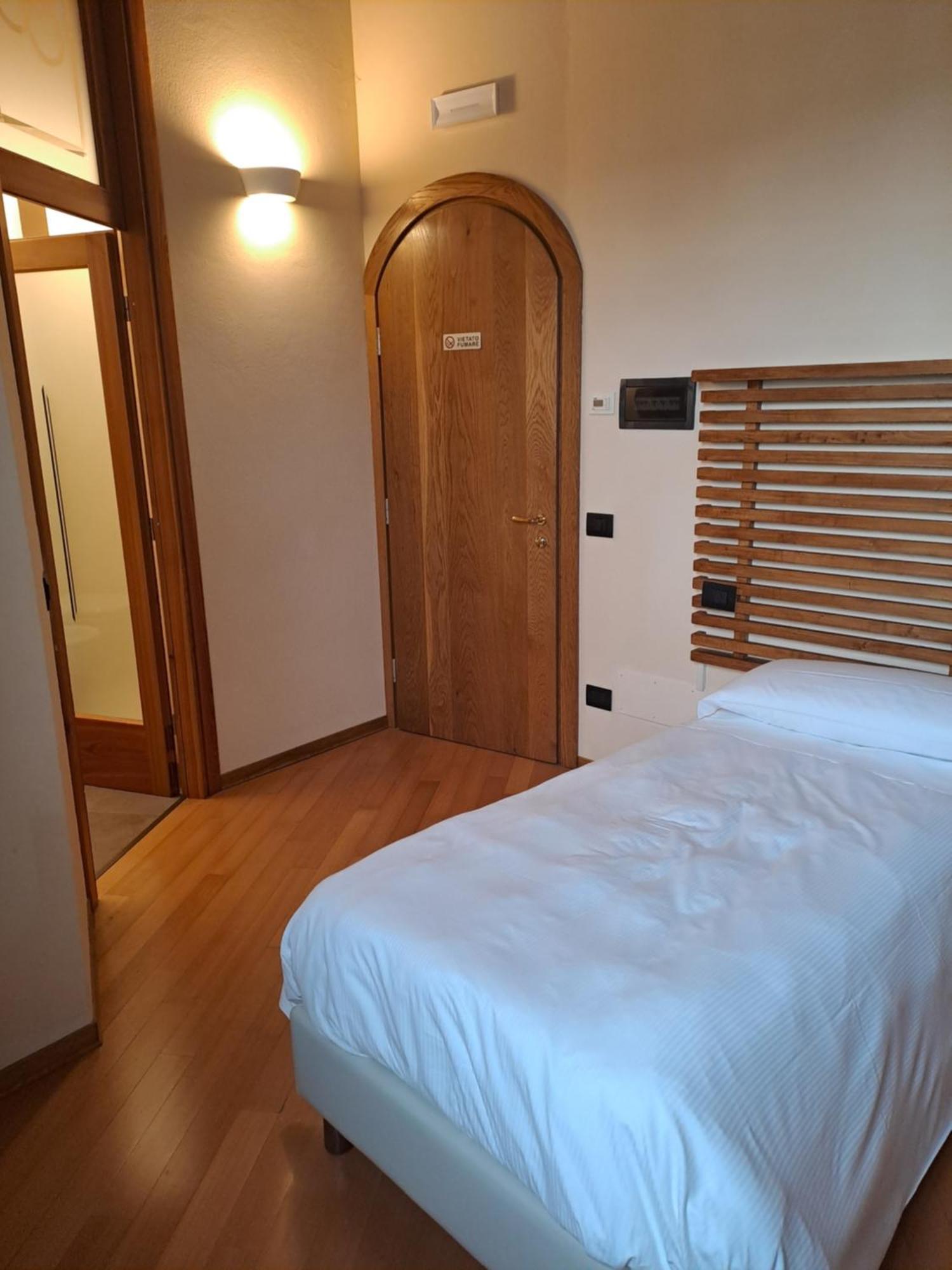 Agriturismo Cascina Farisengo Stagno Lombardo Exteriör bild